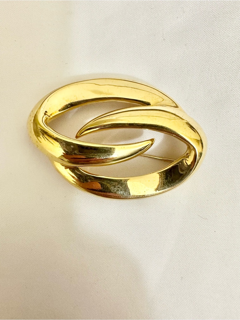 Vintage Signed NAPIER Gold Plated Swirl Brooch